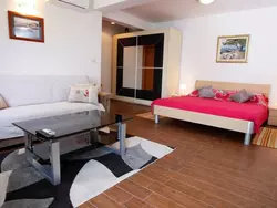 Bild zur gratis inserierten Ferienwohnung mit Blick auf das Wasser.