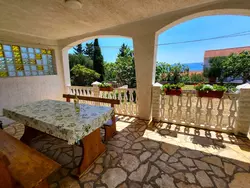 Bild zur gratis inserierten Ferienwohnung "Pemper Ana" mit Terrasse.