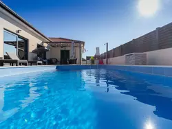 Bild zur gratis inserierten Ferienwohnung Villa in Vrsi 01 mit beheiztem Pool - TA Leut Agency.