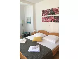 Bild zur gratis inserierten Ferienwohnung Appartementanlage Vila Anica mit schönem Pool.