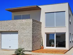 Bild zur gratis inserierten Ferienwohnung Große Wohnung in Bibinje mit Möblierter Terrasse.