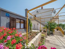 Bild zur gratis inserierten Ferienwohnung Große Ferienwohnung in Vodice mit Eigenem Balkon.