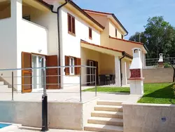 Bild zur gratis inserierten Ferienwohnung in Banjole mit Privatem Pool.