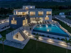 Bild zur gratis inserierten Ferienwohnung Luxeriose Villa Meri.