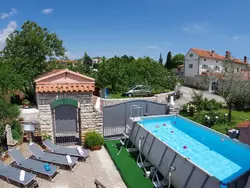 Bild zur gratis inserierten Ferienwohnung im Dorf Peresiji.