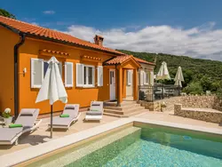 Bild zur gratis inserierten Ferienwohnung Exklusive und stilvolle Meerblick-Inselvilla.