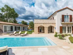 Bild zur gratis inserierten Ferienwohnung 'Villa Oliva' mit privatem Pool.