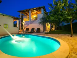 Bild zur gratis inserierten Ferienwohnung Villa Cera Vodnjan für 12 Personen.