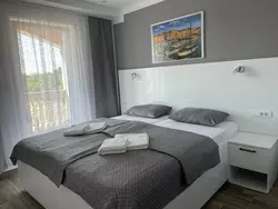 Bild zur gratis inserierten Ferienwohnung in Fažana mit Terrasse und Garten.