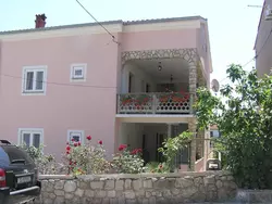 Bild zur gratis inserierten Ferienwohnung für 2 Personen + 1 Kind ca. 30 m&sup2; in Šilo, Adriaküste Kroatien (Kroatisch.