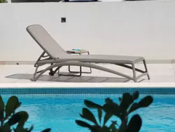 Bild zur gratis inserierten Ferienwohnung Romantische Luxuswohnung mit Garten, Pool.