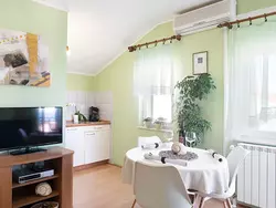 Bild zur gratis inserierten Ferienwohnung Appartement im Dachgeschoss mit Balkon.
