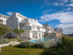 Bild zur gratis inserierten Ferienwohnung Ferienvilla "Elena" mit eigenem Pool.