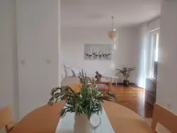 Bild zur gratis inserierten Ferienwohnung mit Balkon und Meerblick.