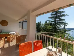 Bild zur gratis inserierten Ferienwohnung Appartement in Jadranovo mit Garten und Grill.