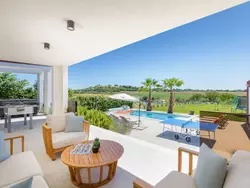 Bild zur gratis inserierten Ferienwohnung Villa Grofica, beheizter Pool, Taverne, Strandnähe.