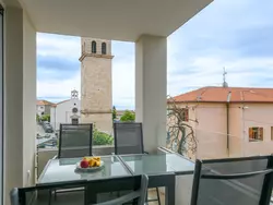 Bild zur gratis inserierten Ferienwohnung MA Premantura Luxus Apartment Nr. 3 mit Meerblick und Parkplatz für 2+2 Persone.