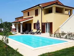 Bild zur gratis inserierten Ferienwohnung in Banjole mit Privatem Pool.