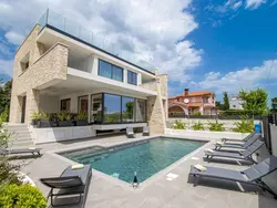 Bild zur gratis inserierten Ferienwohnung Schöne Villa im Dorf Ližnjan.