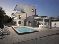 Bild zur gratis inserierten Ferienwohnung Villa Luna mit Pool, Sauna, Whirlpool, Tennisplatz.