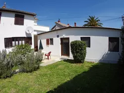 Bild zur gratis inserierten Ferienwohnung Wohnung in Premantura mit privatem Parkplatz.