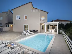 Bild zur gratis inserierten Ferienwohnung 8-Schlafzimmer-Villa Bianca mit Pool, Sauna, Billard.