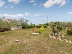 Bild zur gratis inserierten Ferienwohnung Wohnung in Vrsi mit großem Garten - TA Leut Agency.