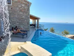 Bild zur gratis inserierten Ferienwohnung Ferienvilla "Dalmatiner" mit Infinity Pool.