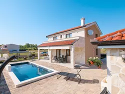 Bild zur gratis inserierten Ferienwohnung Villa mit beheiztem Pool in der Nähe des Meeres-TA Leut Agency.