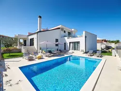 Bild zur gratis inserierten Ferienwohnung Villa Dolcea - Elegant und stilvoll mit Pool.