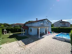 Bild zur gratis inserierten Ferienwohnung "Casa Tarra" mit eigenem Pool.