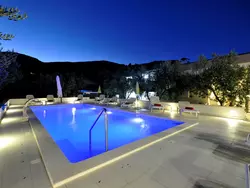 Bild zur gratis inserierten Ferienwohnung Villa Rimac in Kastel Stafilic mit Garten, Grill.