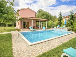 Bild zur gratis inserierten Ferienwohnung Valmonida mit Pool.