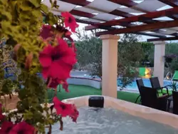 Bild zur gratis inserierten Ferienwohnung Komfortables Haus in Selca mit privatem Parkplatz.