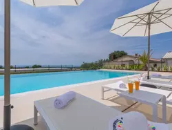 Bild zur gratis inserierten Ferienwohnung Villa Gabrijela für 10 Personen in Valentići.