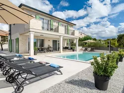 Bild zur gratis inserierten Ferienwohnung „Villa Natalia“ mit Meerblick.