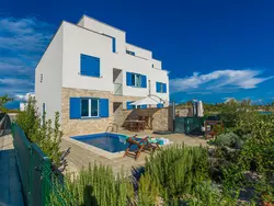 Bild zur gratis inserierten Ferienwohnung "Miri Melon" mit eigenem Pool.