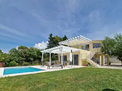 Bild zur gratis inserierten Ferienwohnung Großes Ferienhaus zur alleinigen Nutzung mit Pool.