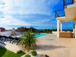 Bild zur gratis inserierten Ferienwohnung in Primošten mit privatem Pool.