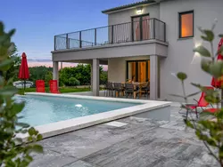 Bild zur gratis inserierten Ferienwohnung Villa Family Love mit Garten und Spielplatz.