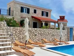Bild zur gratis inserierten Ferienwohnung Villa Dražica mit beheiztem Pool - ruhige Lage.