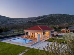 Bild zur gratis inserierten Ferienwohnung Villa Big Garden für 7 Personen und 1 Kind.