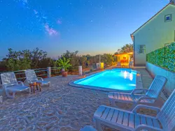 Bild zur gratis inserierten Ferienwohnung in Opanci mit beheiztem Pool, Parkplatz.