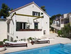 Bild zur gratis inserierten Ferienwohnung Schönes Ferienhaus mit privatem Pool.