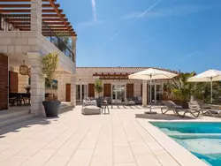 Bild zur gratis inserierten Ferienwohnung Villa Vespera mit atemberaubender Aussicht.