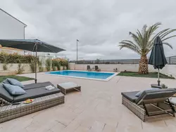 Bild zur gratis inserierten Ferienwohnung Haus in Novigrad mit privatem Pool.