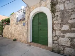 Ferienhaus "Hanna" mit Blick auf das Wasser in Gespanschaft Šibenik-Knin - 6 Personen, Hund nicht erlaubt