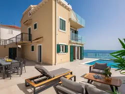 Bild zur gratis inserierten Ferienwohnung Epetium Beach Villa.