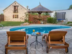 Bild zur gratis inserierten Ferienwohnung Charmante Ferienvilla Krka.