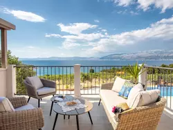 Bild zur gratis inserierten Ferienwohnung Villa Santa Lucia auf der Insel Brač.